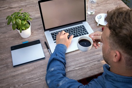 4 Outstanding Ways A Virtual Assistant Can Boost Your Productivity